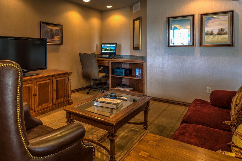 Liberty Lodge Saint Robert Bagian luar foto