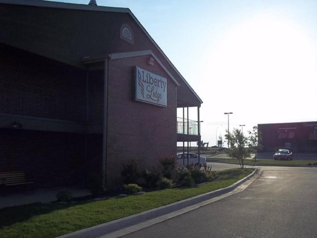 Liberty Lodge Saint Robert Bagian luar foto