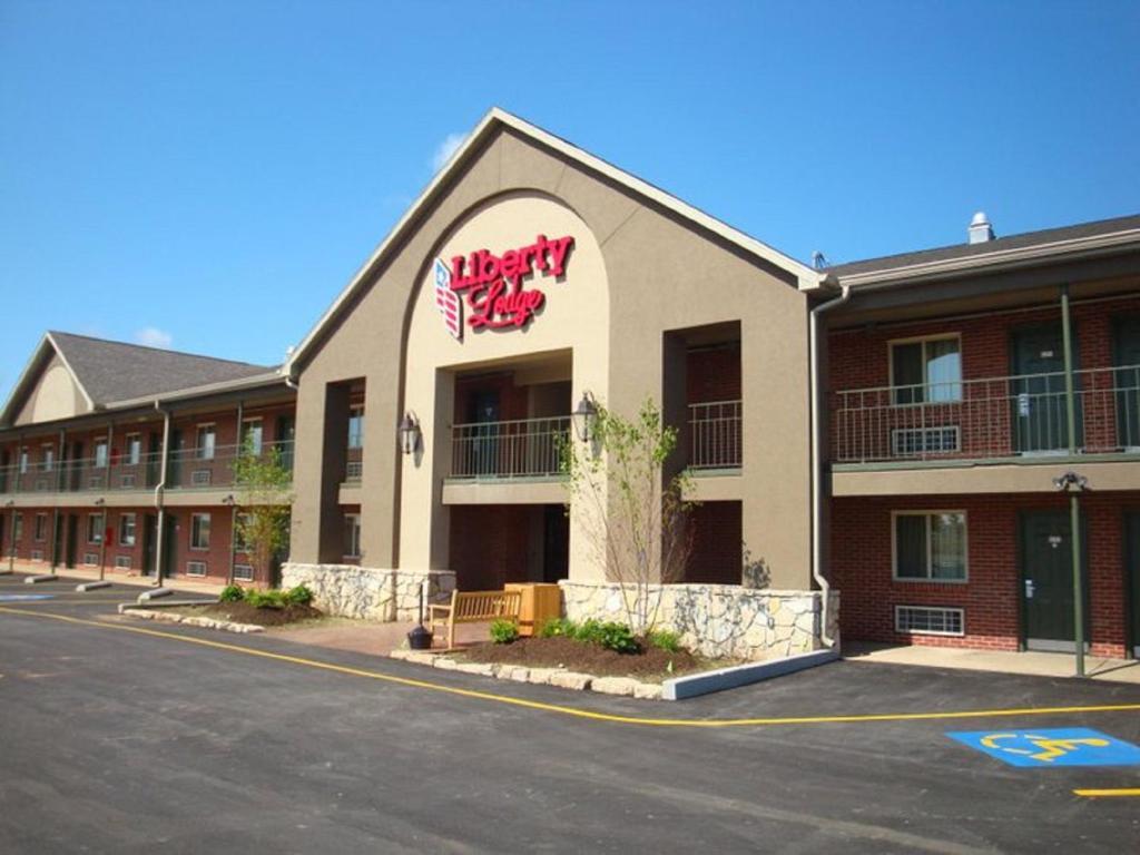 Liberty Lodge Saint Robert Bagian luar foto