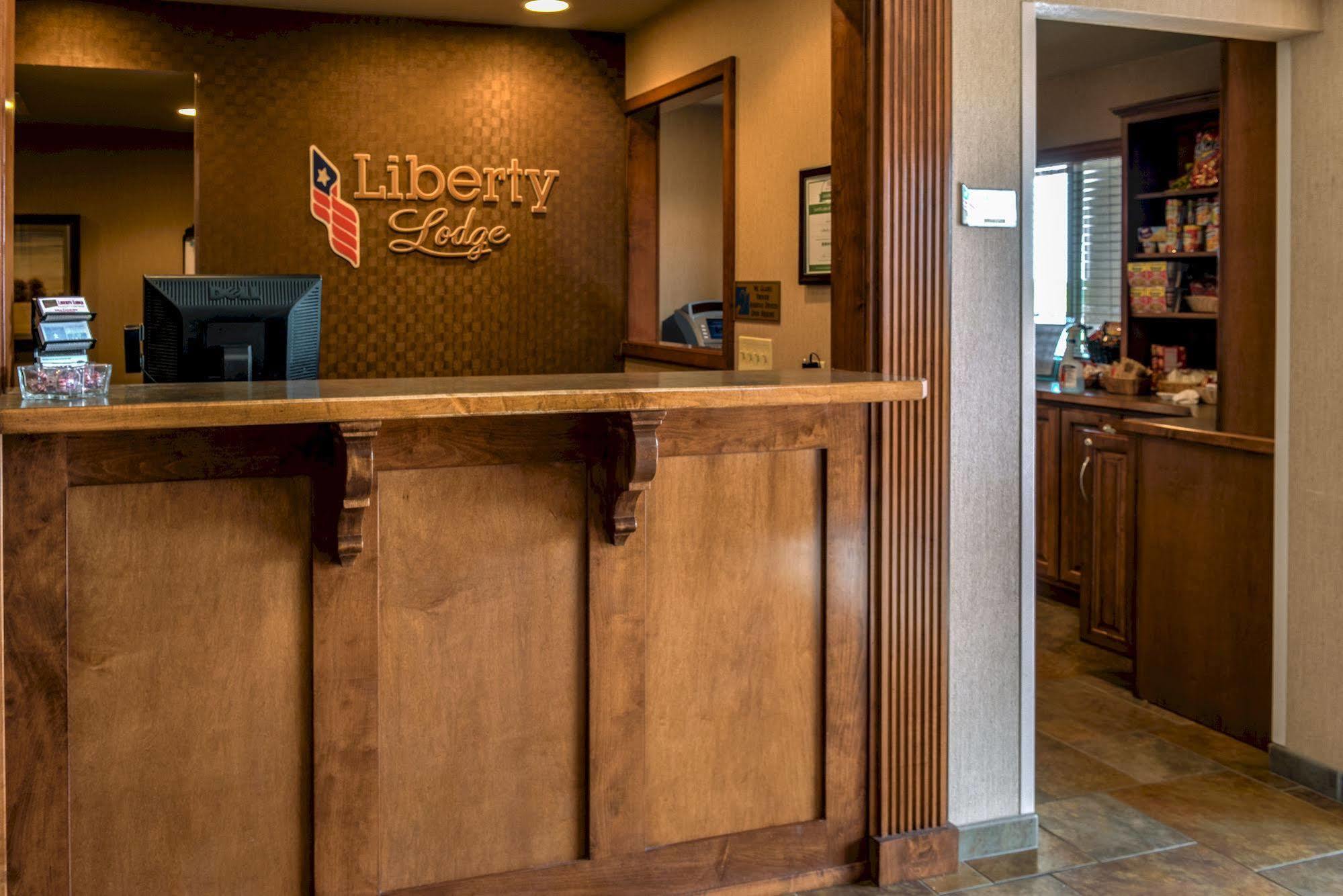 Liberty Lodge Saint Robert Bagian luar foto