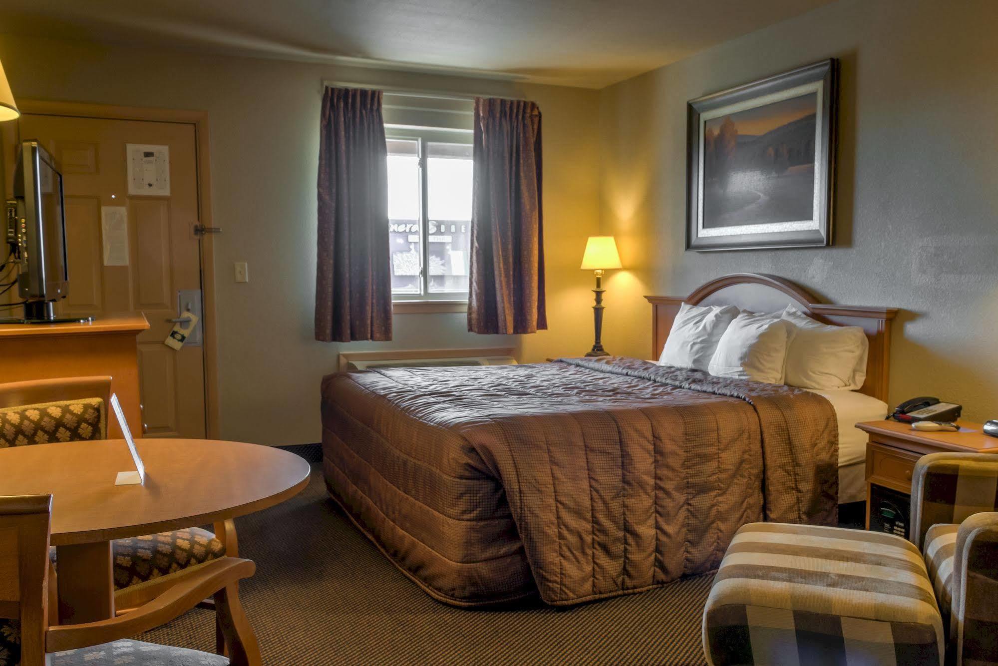 Liberty Lodge Saint Robert Bagian luar foto